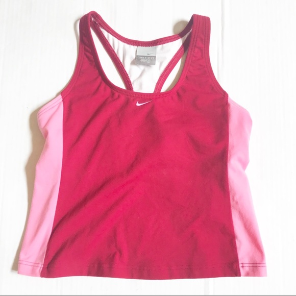 nike workout crop top